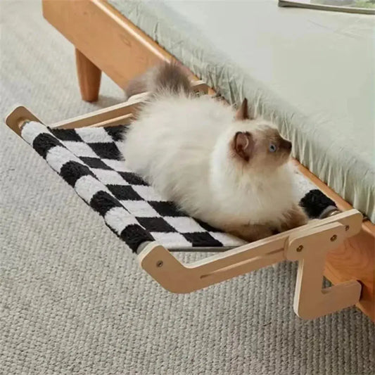 Lit Suspendu damier pour chat ou petit chien - Confort & Design - Maison Nørdique™